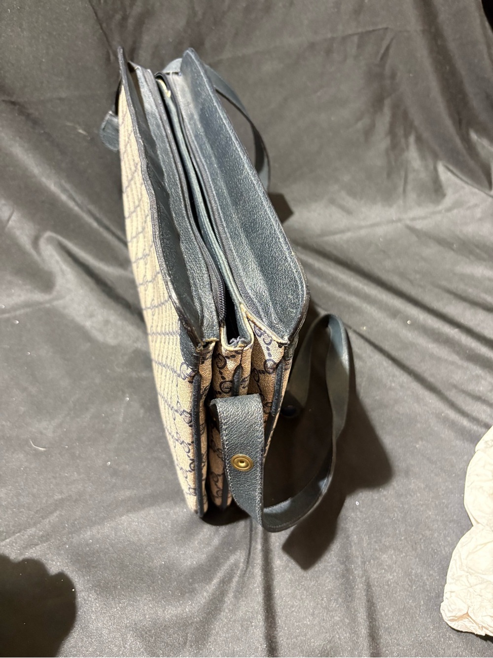 Gucci Navy Trim GG Supreme Shoulder Bag with Red and Blue Web Stripe - Picture 3 of 11